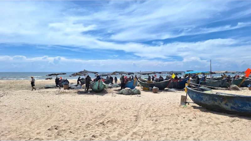 bãi tắm đẹp ở hồ tràm
