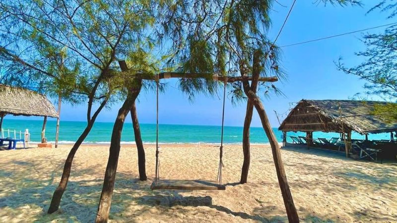bãi tắm đẹp ở hồ tràm