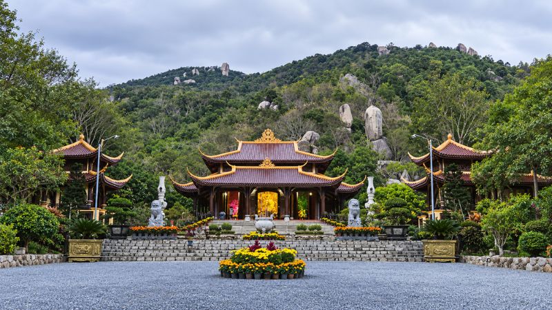 chùa khỉ ở vũng tàu